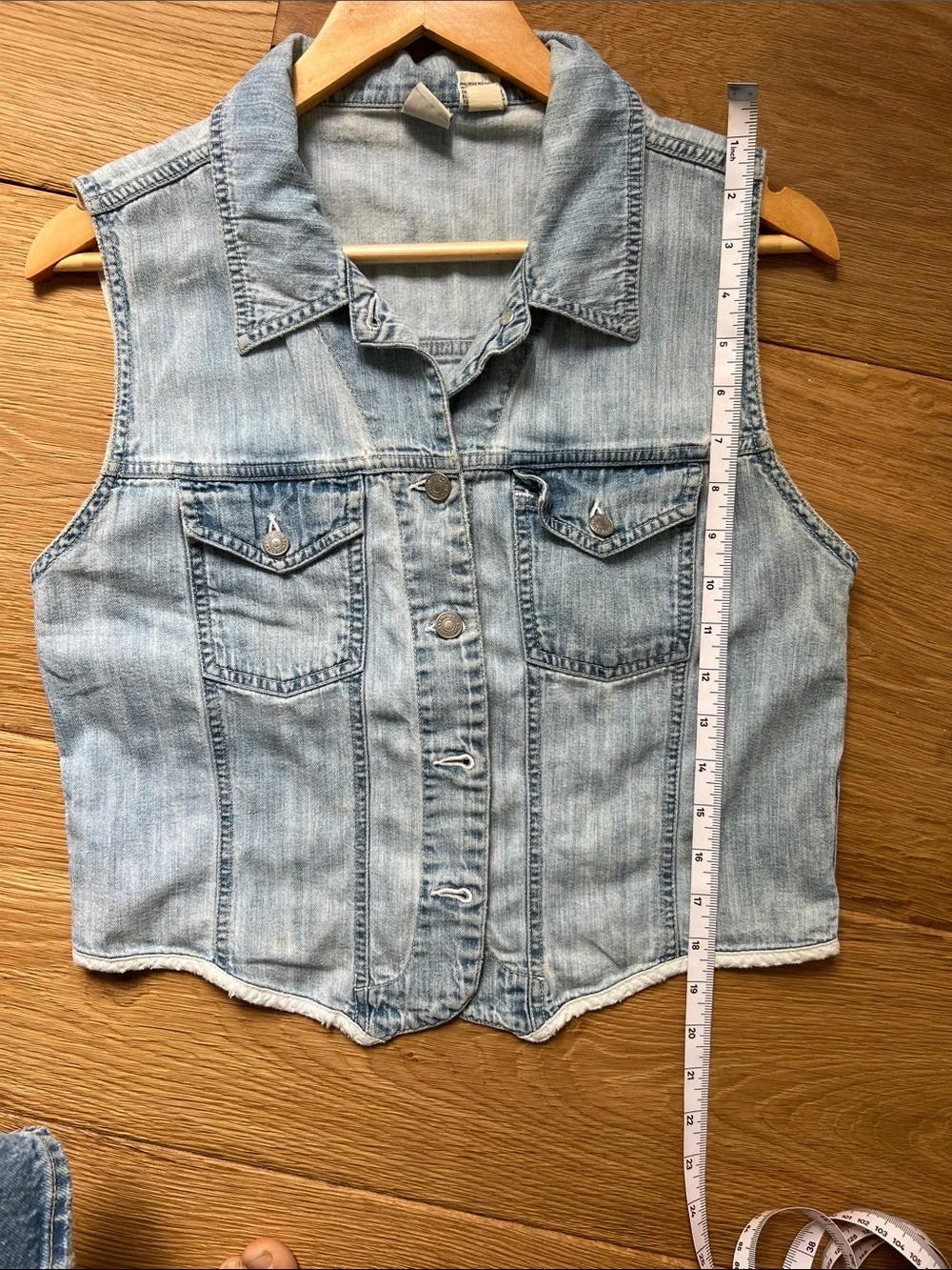 VINTAGE GAP Light Blue Denim Sleeveless Vest